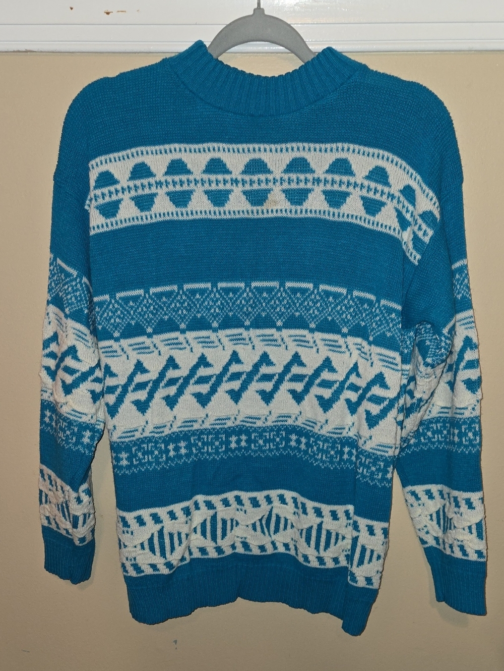 Vintage Diane Von Furstenberg Teal & White Patterned Crewneck Sweater